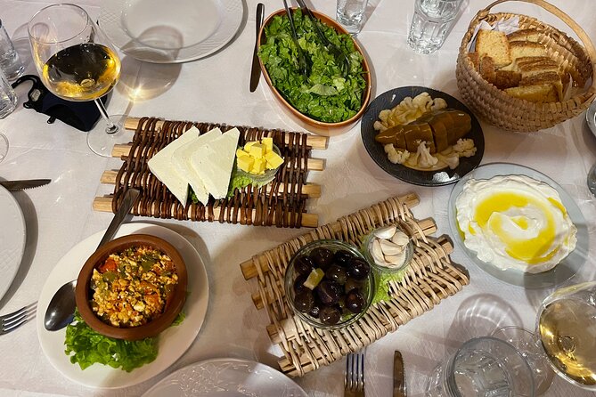 Albania: Mini UNESCO Food Tour – 4 Days - Hotels, transport, and group size