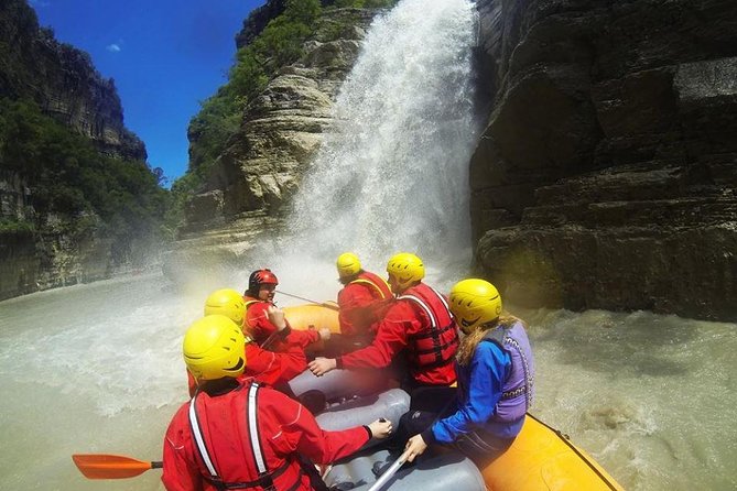 Berat Rafting, Kayaking & River Tubing – Osumi Canyons - Food, changing, and practical comforts
