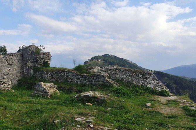 Berat - Unesco Heritage & Wine Tasting, Private Tour - Cobo Winery and the best final stop
