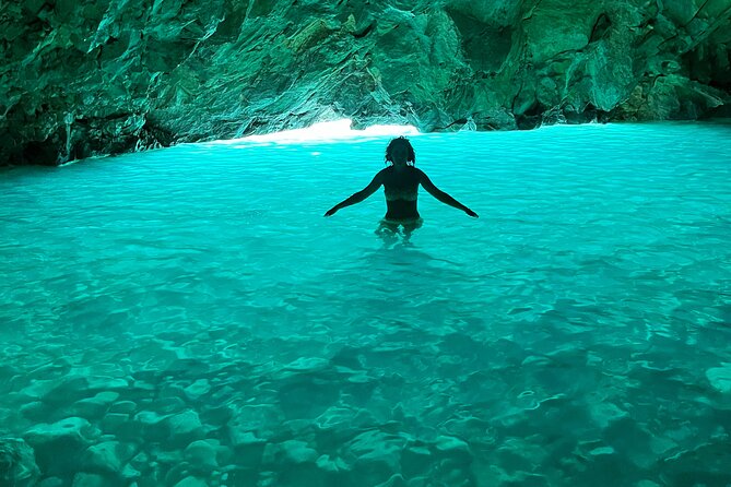 Blue Cave & Grama Bay Full Day Guided Boat Tour - What the $76.22 price really covers