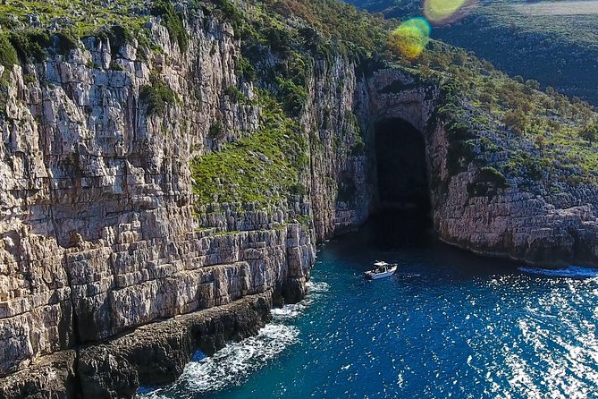 Explore Vlora Bay: Sazani Island &Karaburun peninsula from Tirana - Shën Vasili Bay and the swimming break