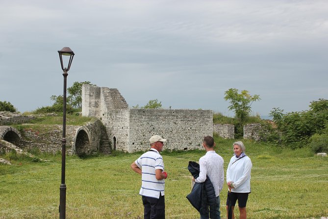 Premium Walking Tour of Berat with Expert Guides - Timing, meeting point, and tour length