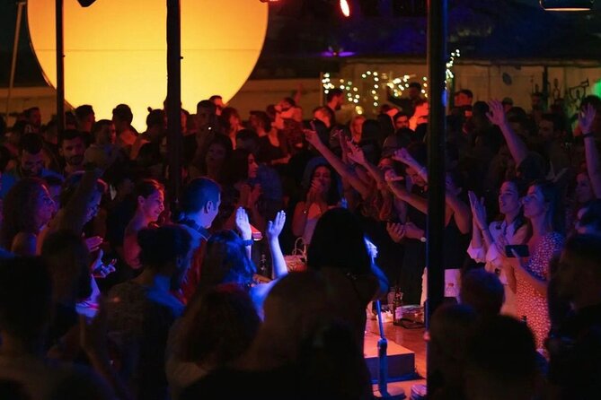 Pub Crawl Tirana - The first bar can set the tone