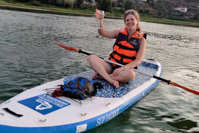 Stand Up Paddle Board or Kayak Rental in Shkodër - What the staff provide on the water