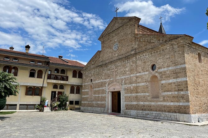 The Pretty Prizren (Kosovo) - from Tirana - The return through Rubik