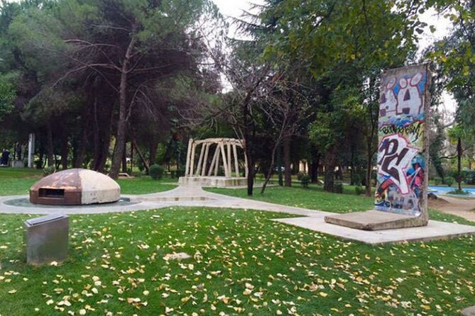 Tour a Piedi di Tirana - Bunk’Art 2 and the memory of dictatorship