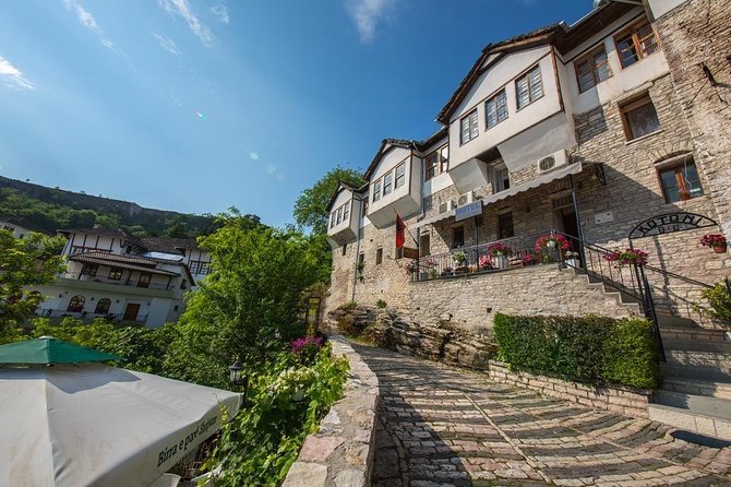 Tour Gjirokaster,Blue Eye & Lekursi Castle - Why this Saranda day trip works