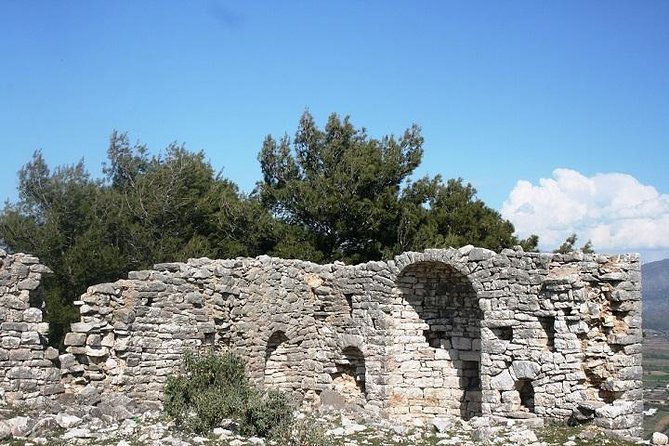 Tour of Saranda - The Orthodox Church and the guide’s role