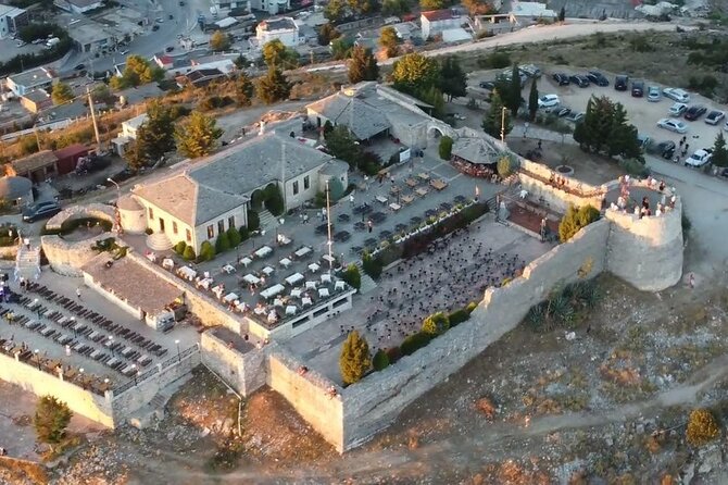 Tour to Blue Eye and Lekursi Castle from Saranda - Guides who shape the experience