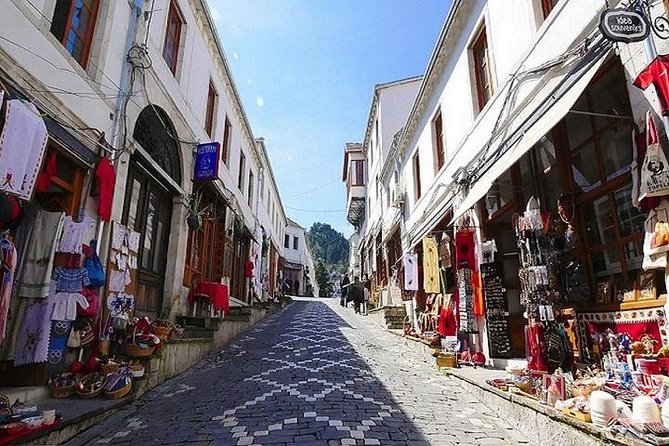 Visit the City of Gjirokastra - Old houses and everyday life in Gjirokastra