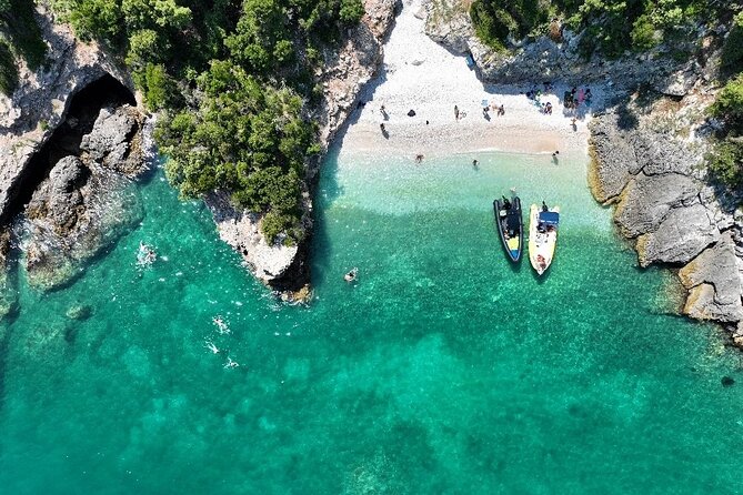 Vlore Speedboat Tour to Haxhi Ali Cave - St. Vasil and the 90-minute beach break
