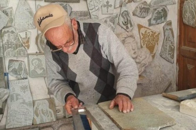 Walking Tour Baazar – The Argjiro Castle – Zekate house - Starting among artisans in Gjirokaster Bazaar