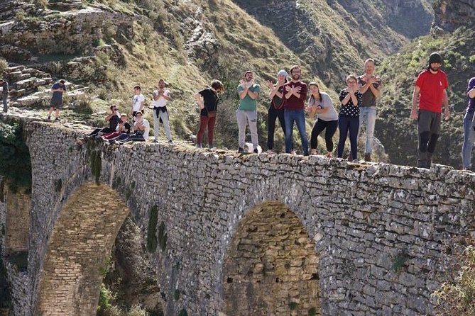 Walking Tour “The Old Bazaar, Cfake, Dunavat, Ali Pasha Bridge" - Why this walk gets below the castle walls